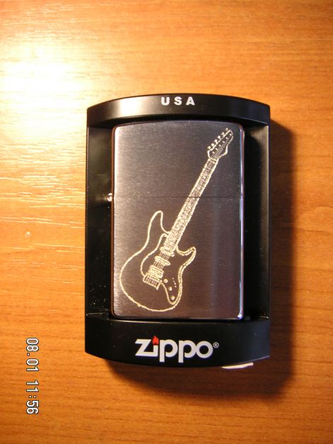 gitar_i..jpg